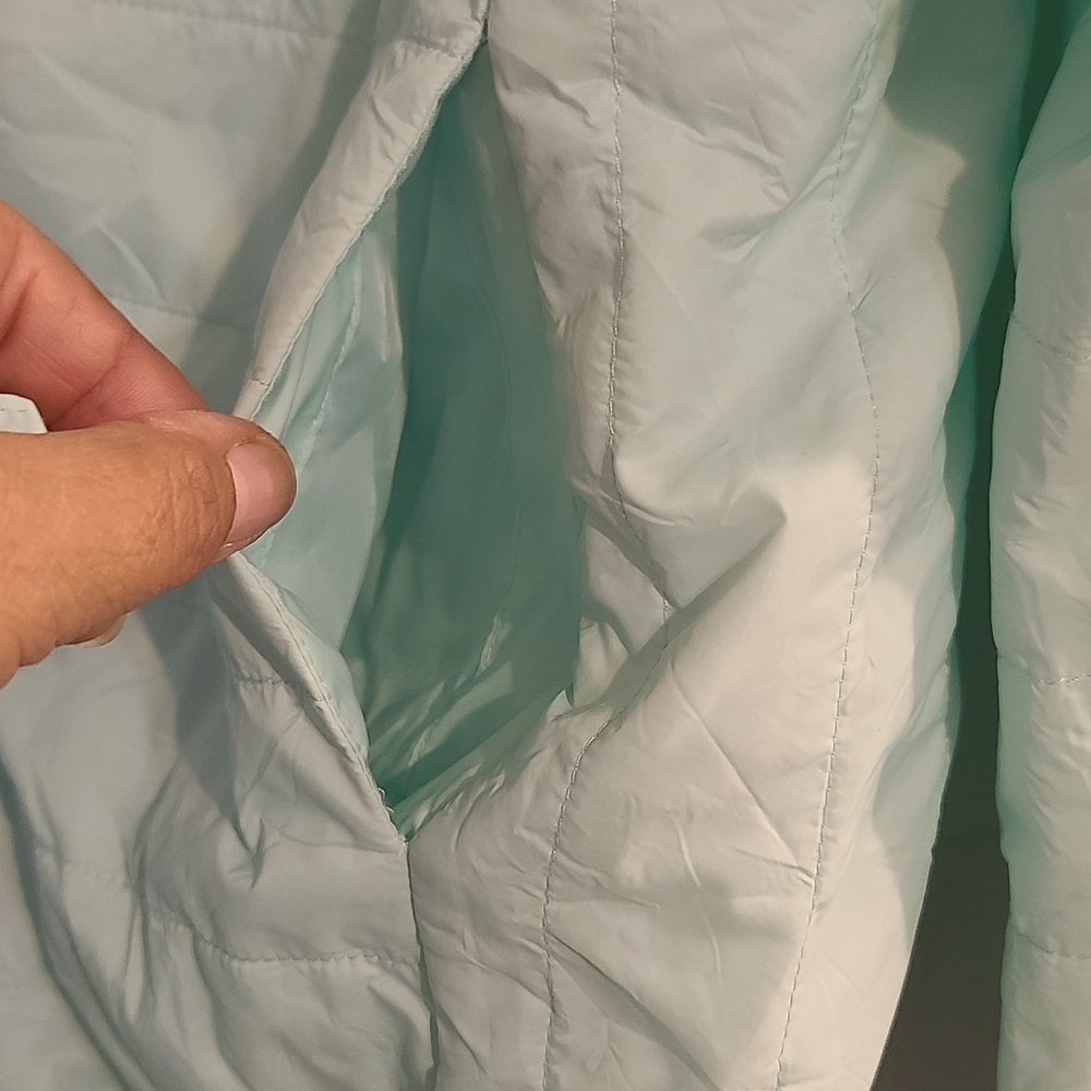 PINK Victoria's Secret Mint Quilted Puffer Jacket - Picture 4 of 7